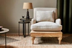 Front Page -furniture Sales Store AC68 2