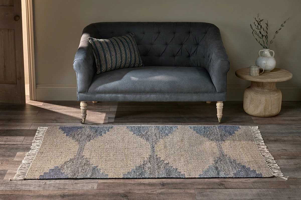 Juanita Recycled Wool & Cotton Rug - Natural & Dark Blue 4 Juanita Recycled Wool & Cotton Rug - Natural & Dark Blue - Image 2