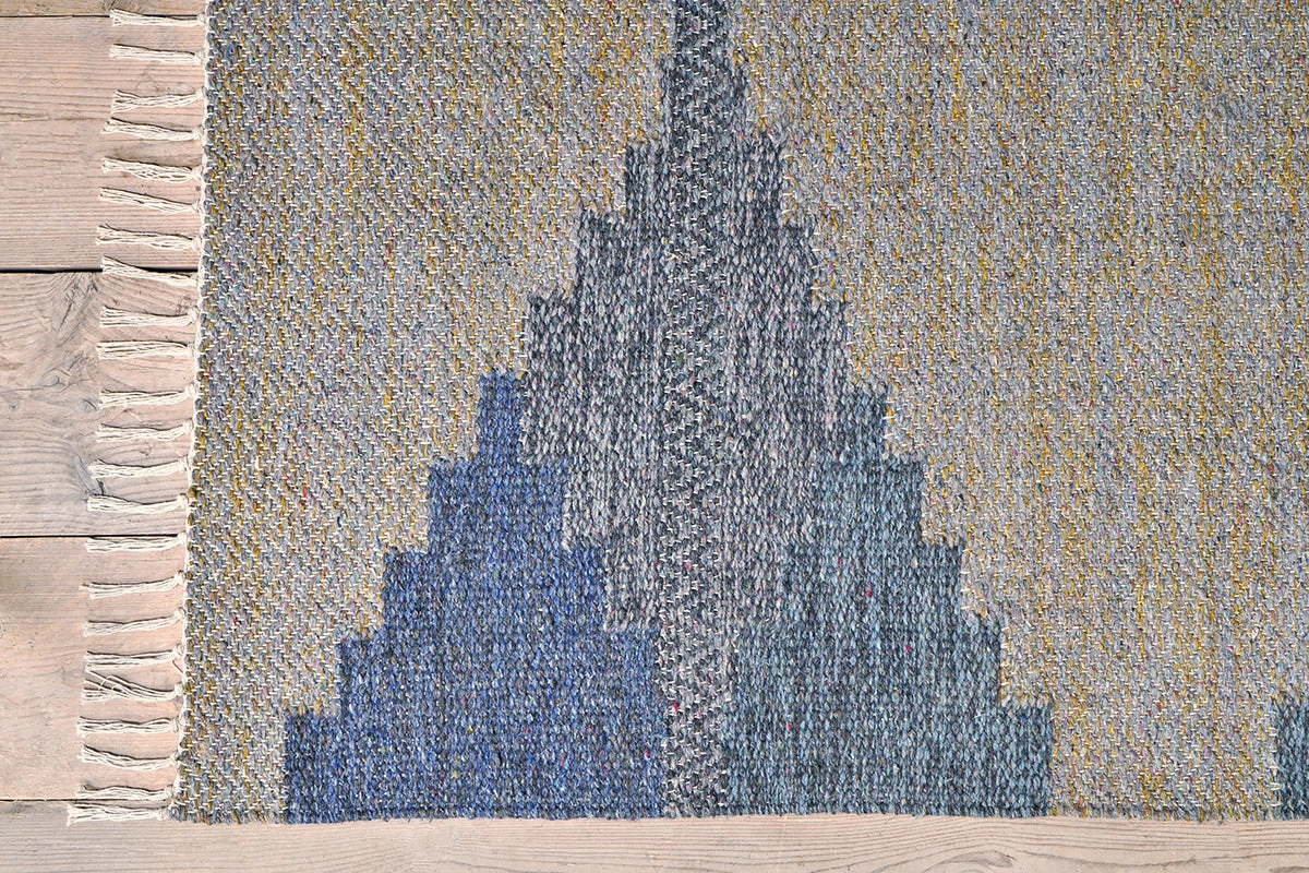 Juanita Recycled Wool & Cotton Rug - Natural & Dark Blue 7 Juanita Recycled Wool & Cotton Rug - Natural & Dark Blue - Image 5
