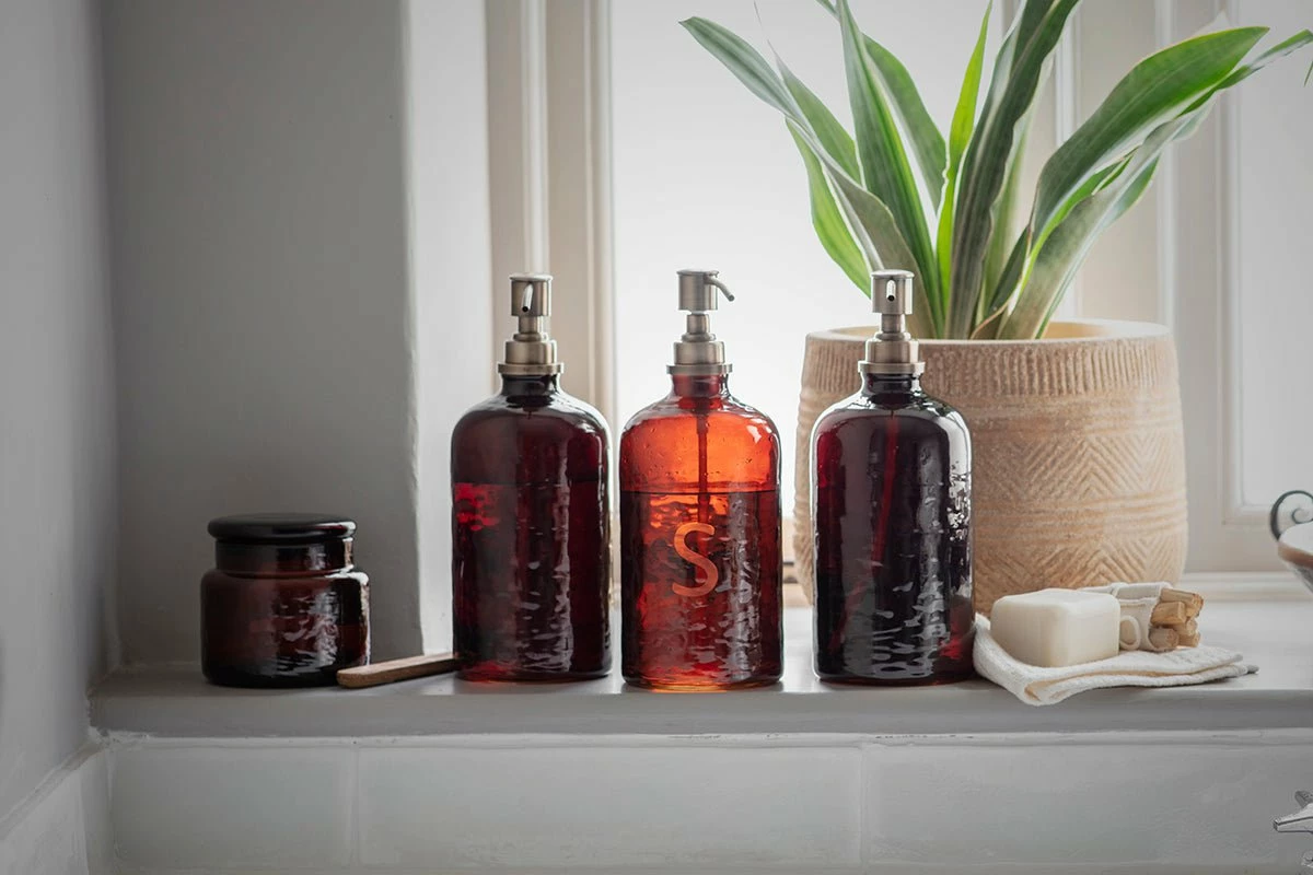 Avamali 1 Litre Recycled Glass Refill Bottle - Plain 5 Avamali 1 Litre Recycled Glass Refill Bottle - Plain - Image 3