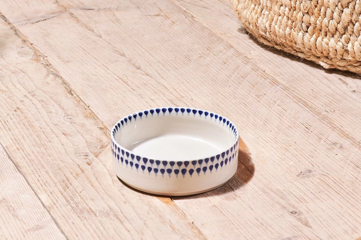 Indigo Drop Ceramic Pet Bowl - Cream & Indigo - Small 4 Indigo Drop Ceramic Pet Bowl - Cream & Indigo - Small - Image 2