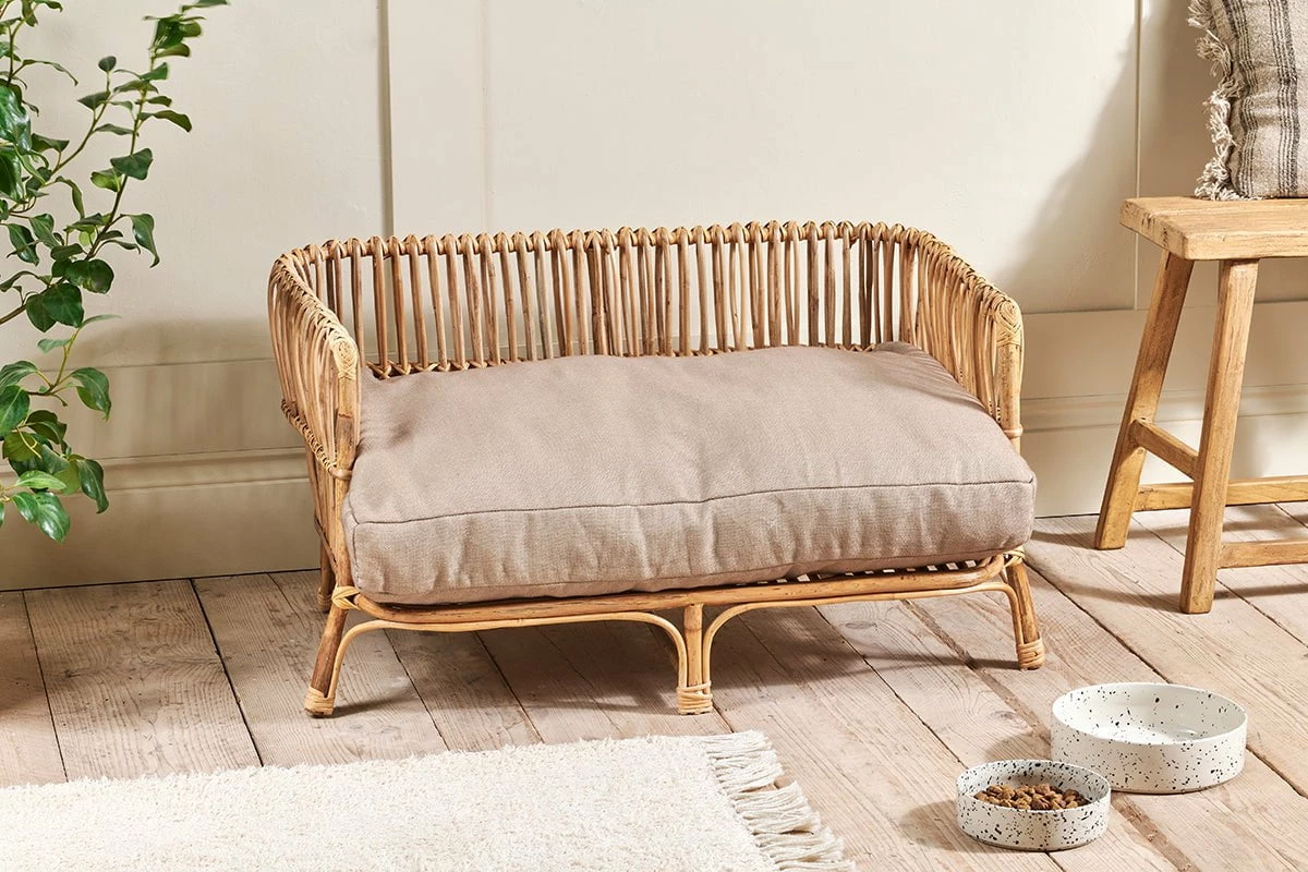 Tanvyk Rattan Pet Bed - Natural - Large 4 Tanvyk Rattan Pet Bed - Natural - Large - Image 2