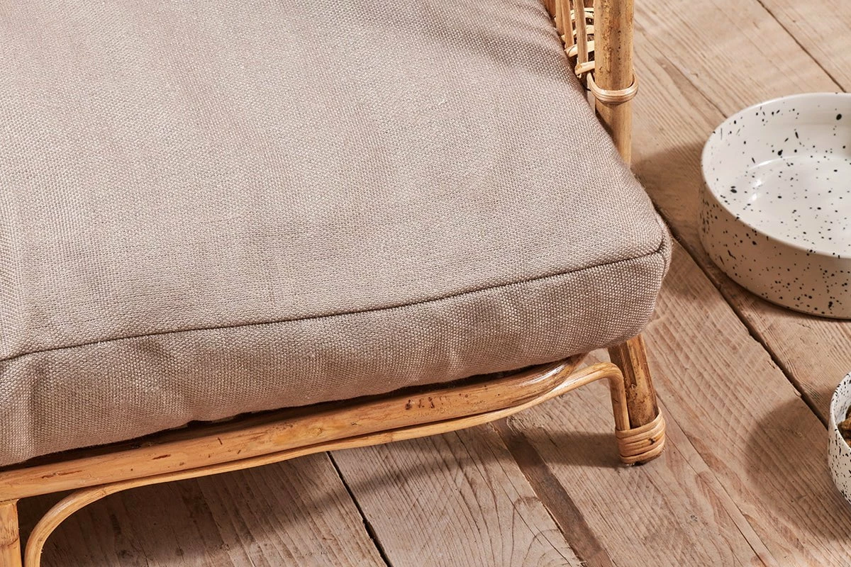 Tanvyk Rattan Pet Bed - Natural - Large 7 Tanvyk Rattan Pet Bed - Natural - Large - Image 5