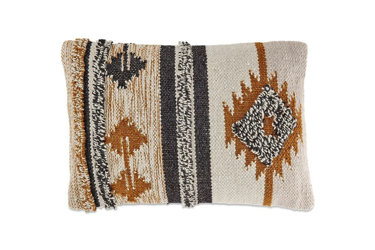 Tussi Sia Cushion Cover 5 Tussi Sia Cushion Cover - Image 3